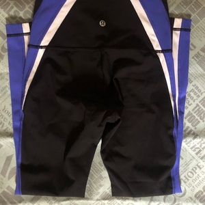 Lululemon Leggings with Blue&White Side Stripe